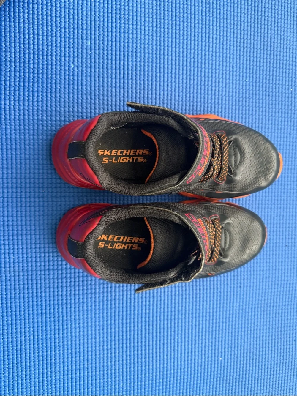 Skechers S-Light Red, Gray Orange BOYS SIZE 12 EXCELLENT • PREOWNED COND